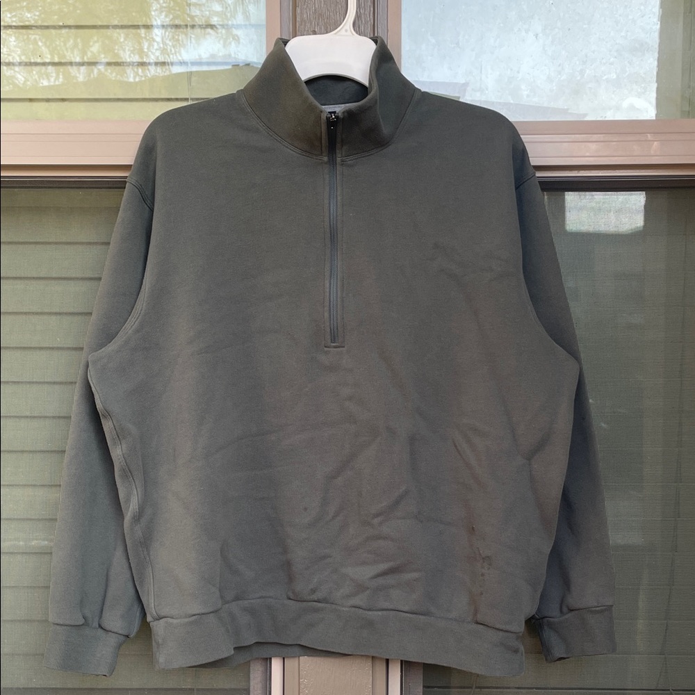 Lululemon Relaxed 1/2 zip sweatshirt MEDIUM Green
